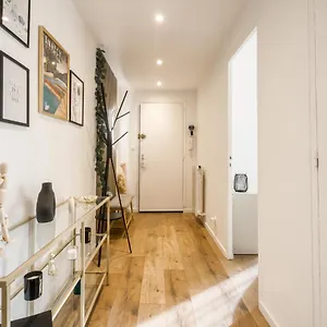 https://the-golden-white-luxury-t3.hotels-rhonealpes.com